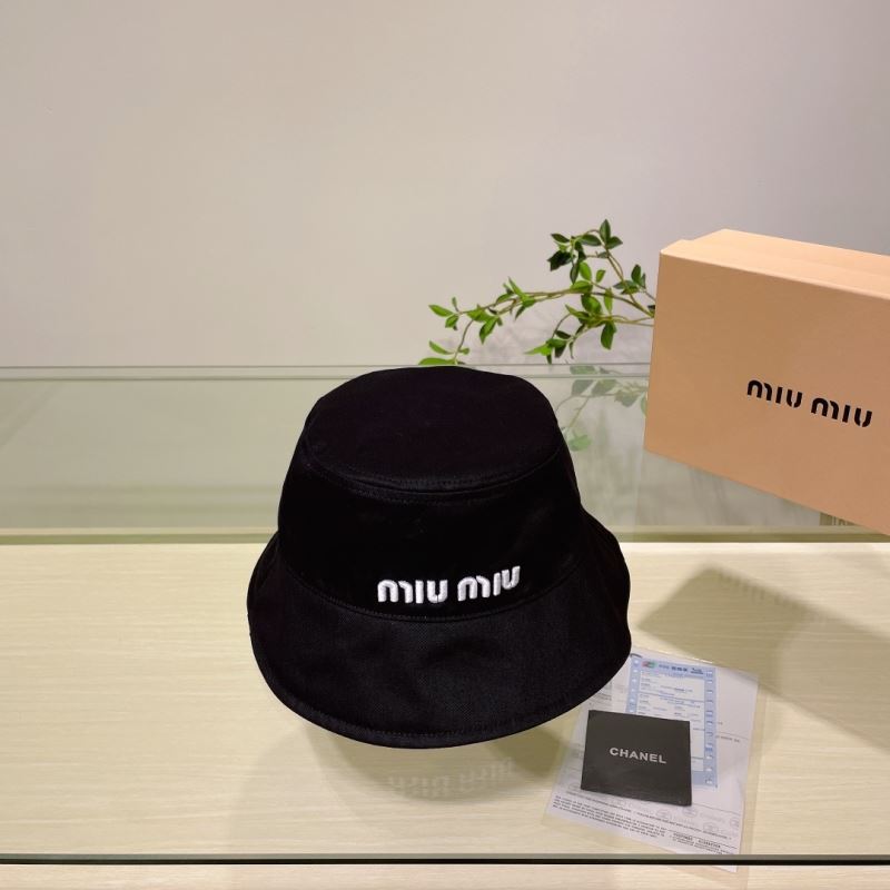 MIUMIU